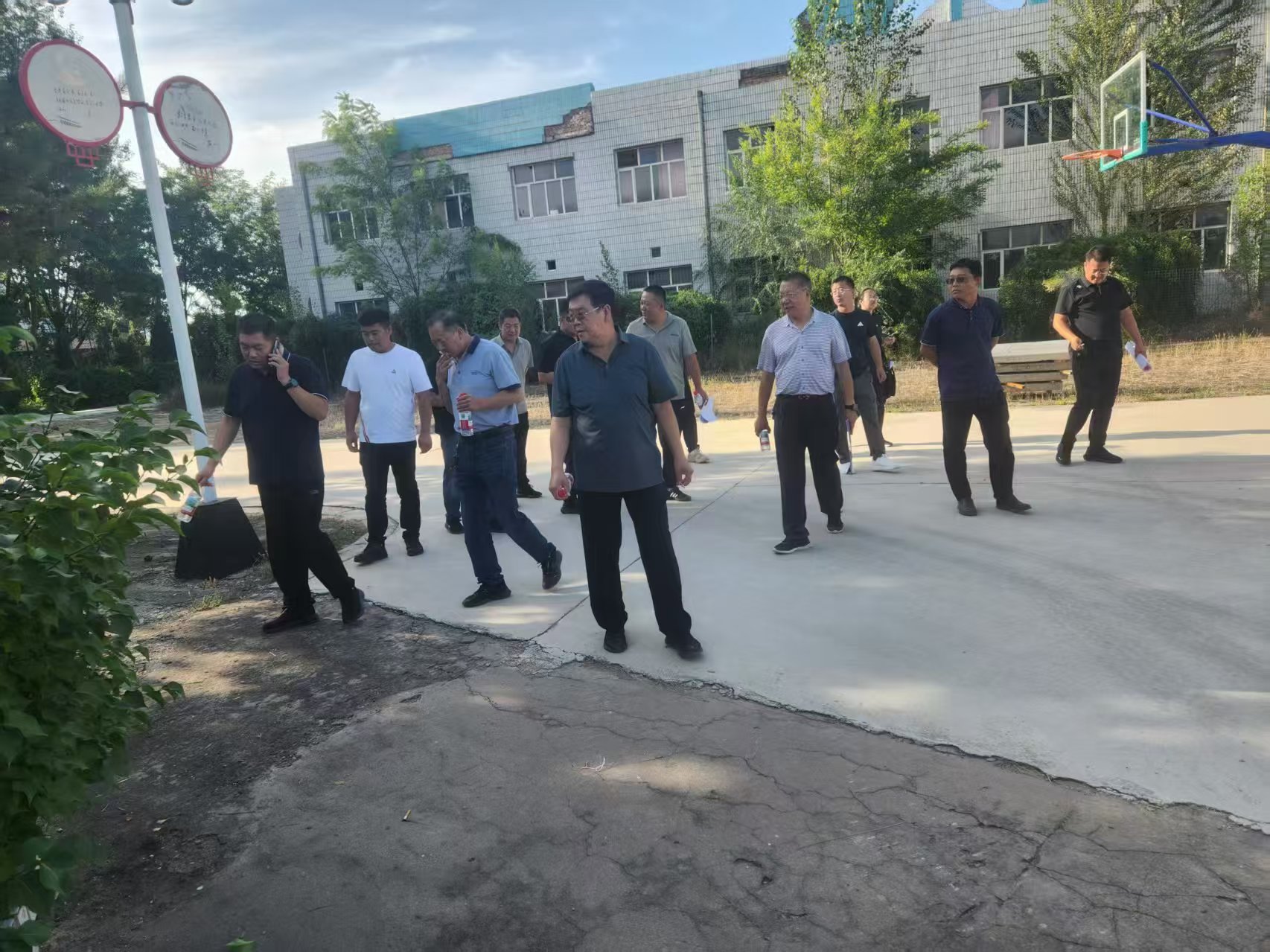东方市幼儿园塑胶跑道混合型塑胶跑道 - 哪里好